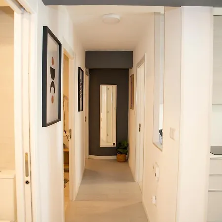 Cool Vialia Apartment